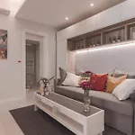 Pino House L Bb 度假居 *